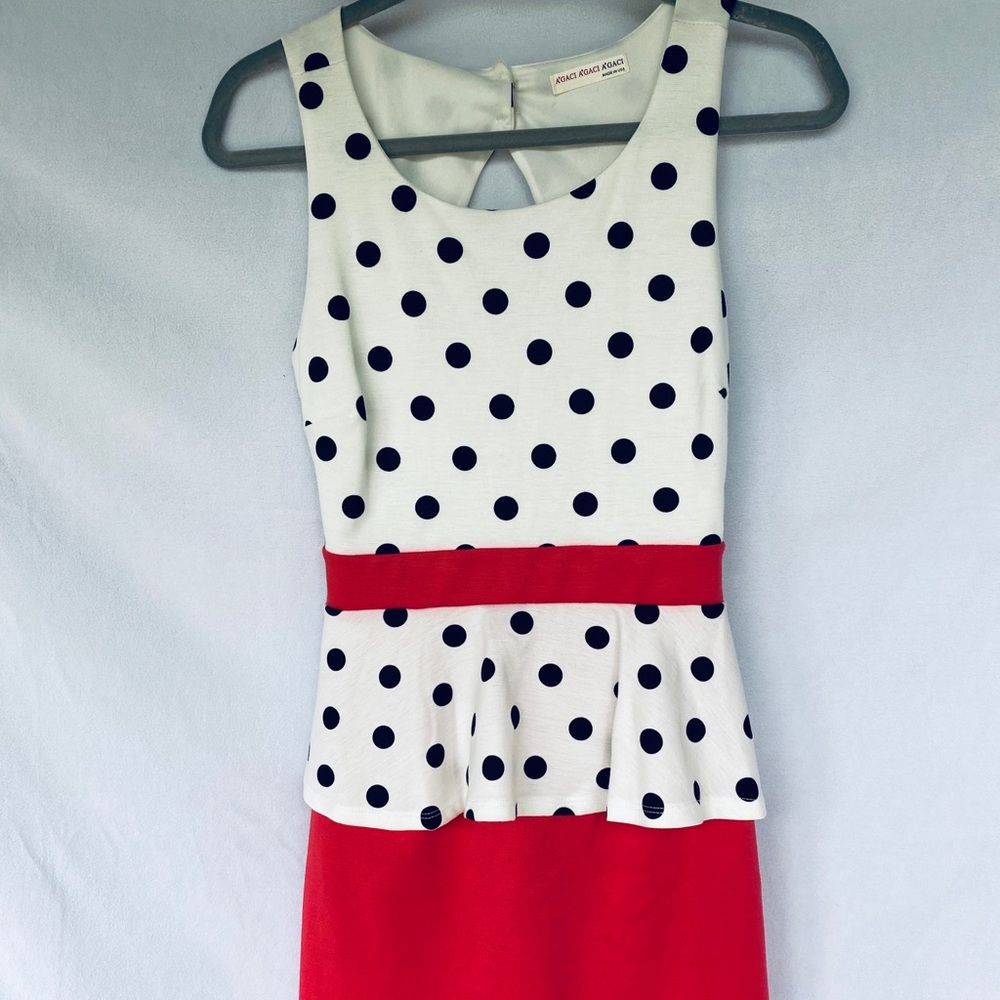A’Gaci Polka Dot body con Peplum dress
